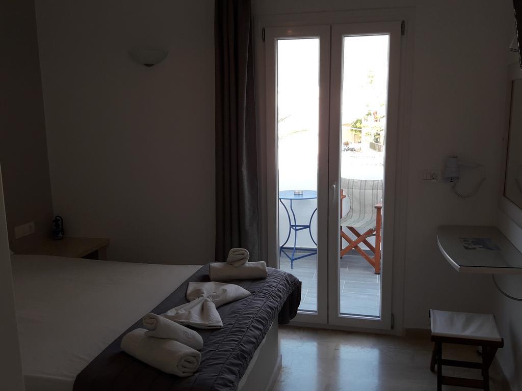 פריסה Katefiani Villas מראה חיצוני תמונה
